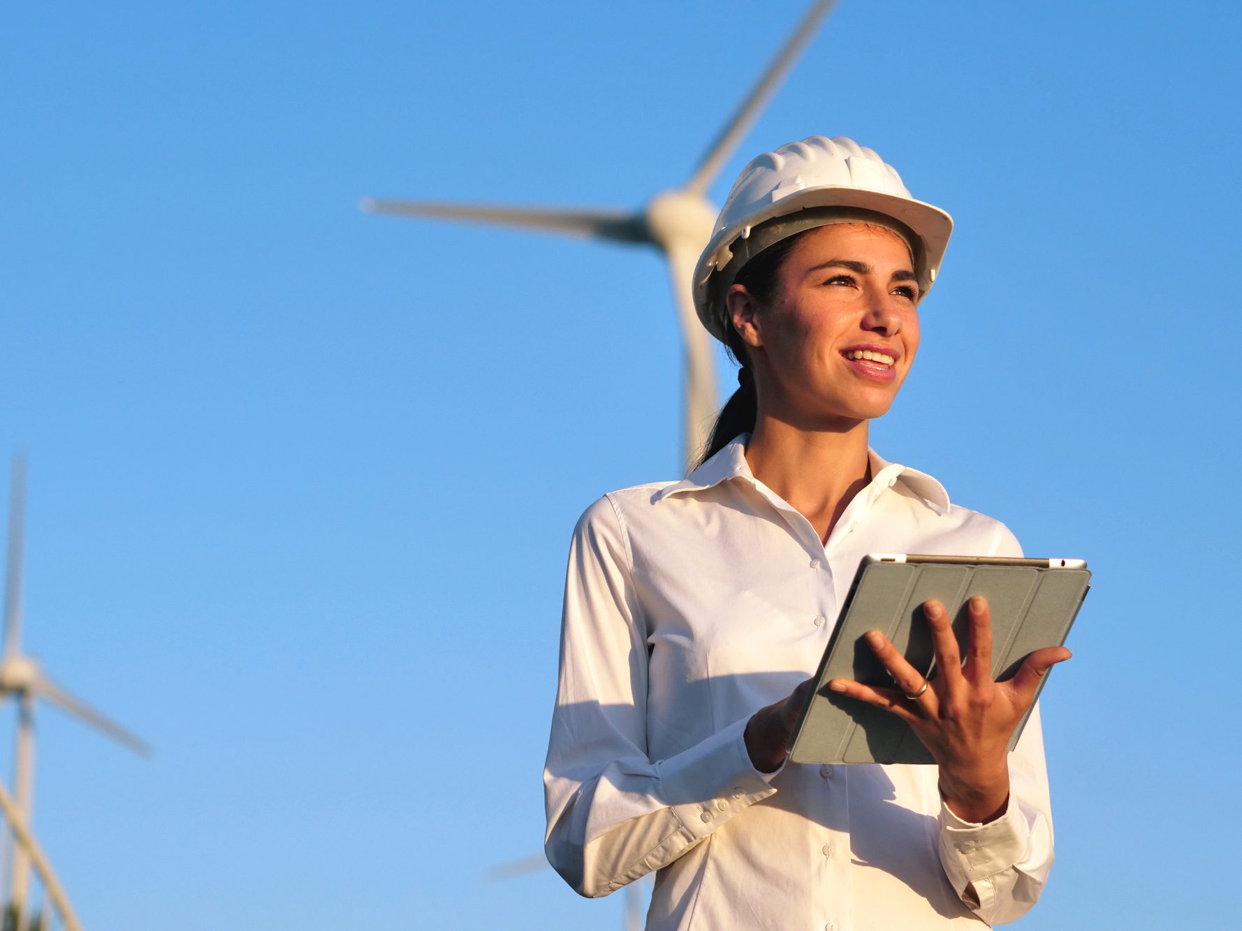 Architect Woman At Windfarm Aspect Ratio 800 600