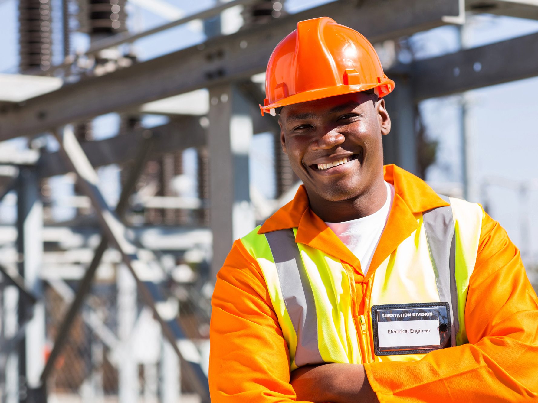 Man In Hardhat On Construction Site Aspect Ratio 800 600