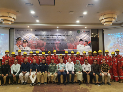 Apprentices at the graduation ceremony in Indonesia